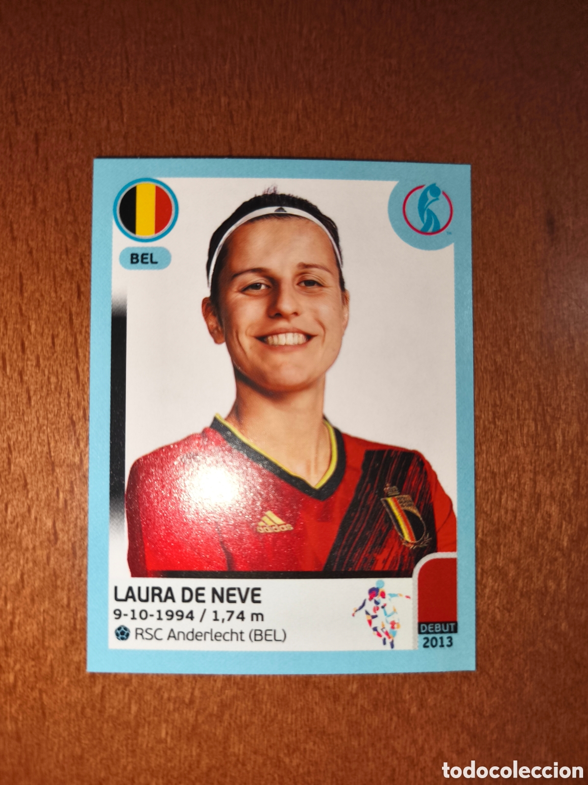 Fu&szlig;ball-Sticker: Laura De Neve n&deg;330 Uefa Women's Euro 2022 B&eacute;lgica