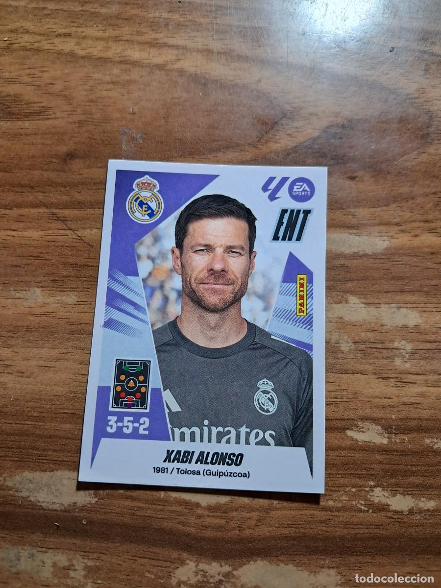 Cromos de F&uacute;tbol: CROMO LIGA ESTE TEMPORADA 25/26: ENTRENADOR XABI ALONSO (REAL MADRID), N&deg; 2