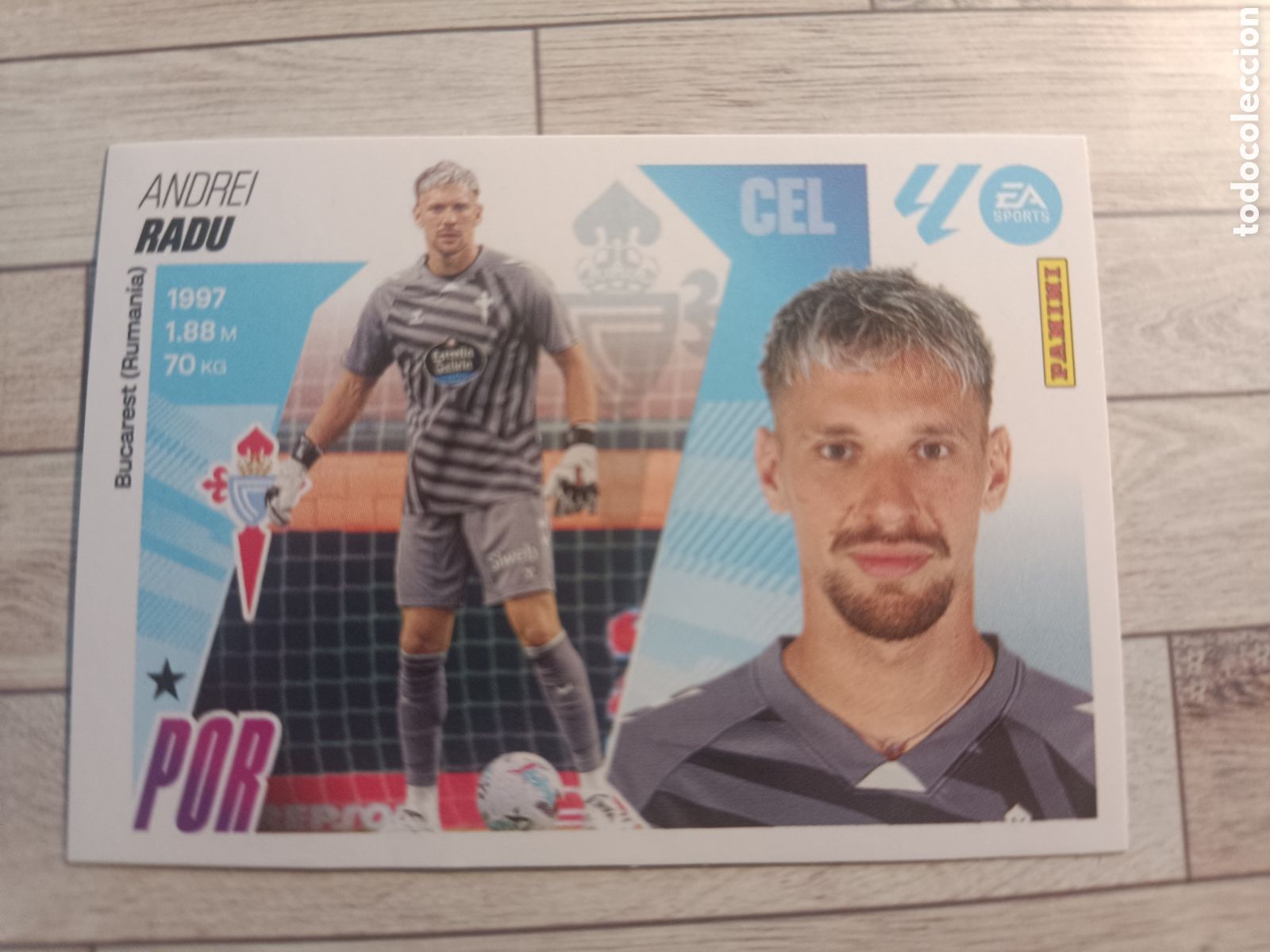 Cartes &agrave; collectionner de Football: 3 RADU REAL CLUB CELTA LIGA ESTE 2025 2026 PANINI 25 26 SIN PEGAR