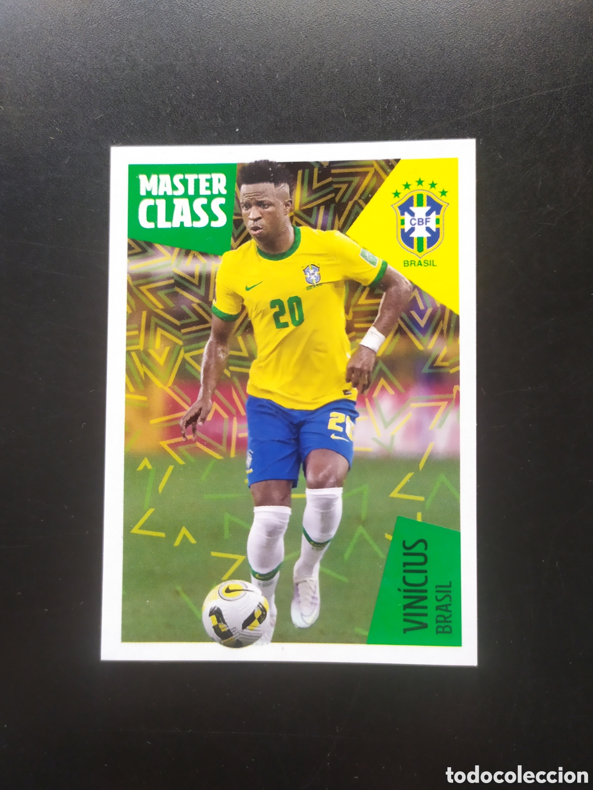 Cromos de Futebol: FIFA WORLD CUP 2022 QATAR idolos Roja Carrefour panini Vinicius n&deg; 71 Brasil