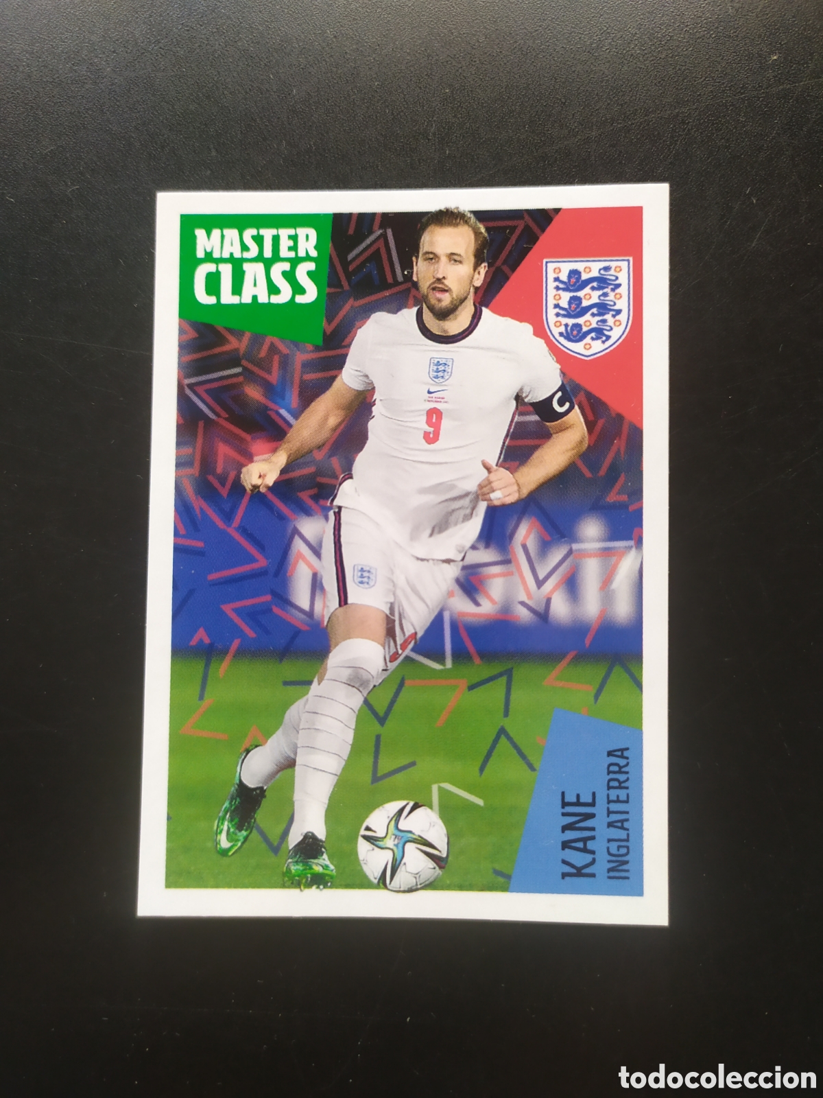 Cartes &agrave; collectionner de Football: FIFA WORLD CUP 2022 QATAR idolos Roja Carrefour panini Kane n&deg; 55 Inglaterra