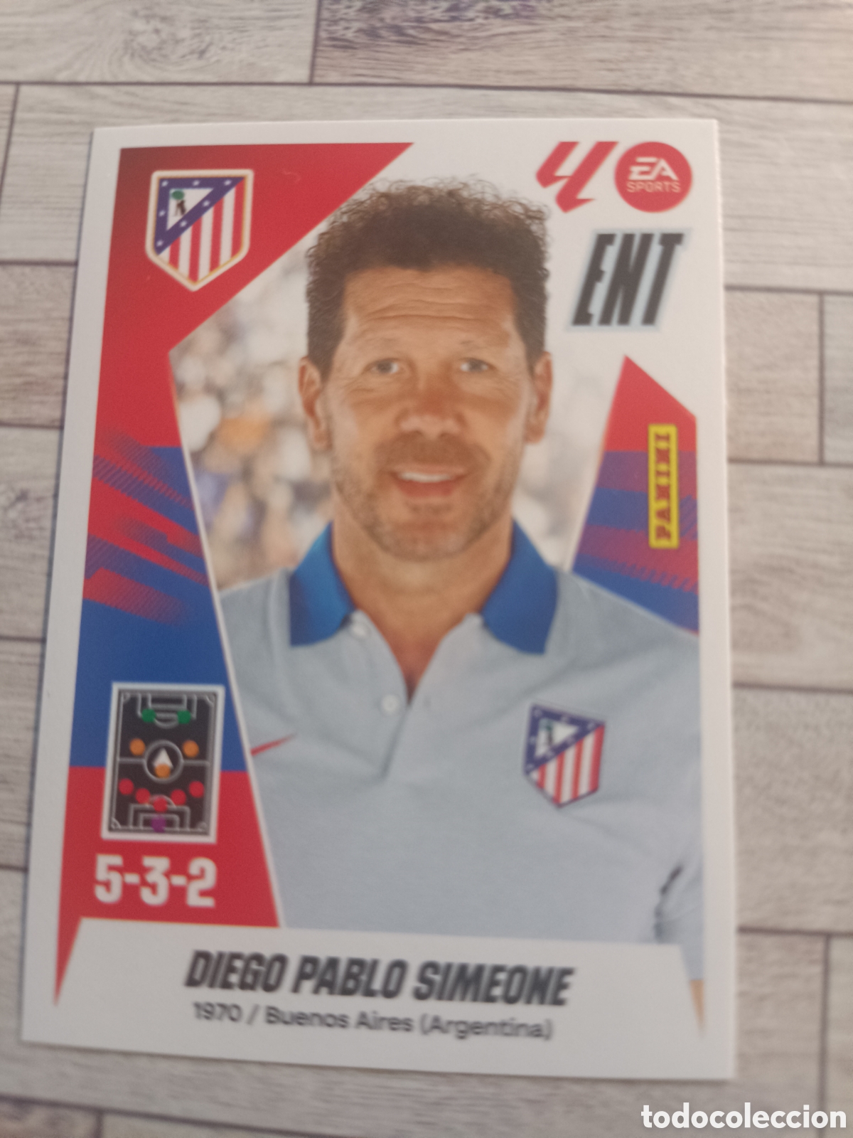Cromos de F&uacute;tbol: 2 SIMEONE ATL&Eacute;TICO DE MADRID LIGA ESTE 2025 2026 PANINI 25 26 SIN PEGAR
