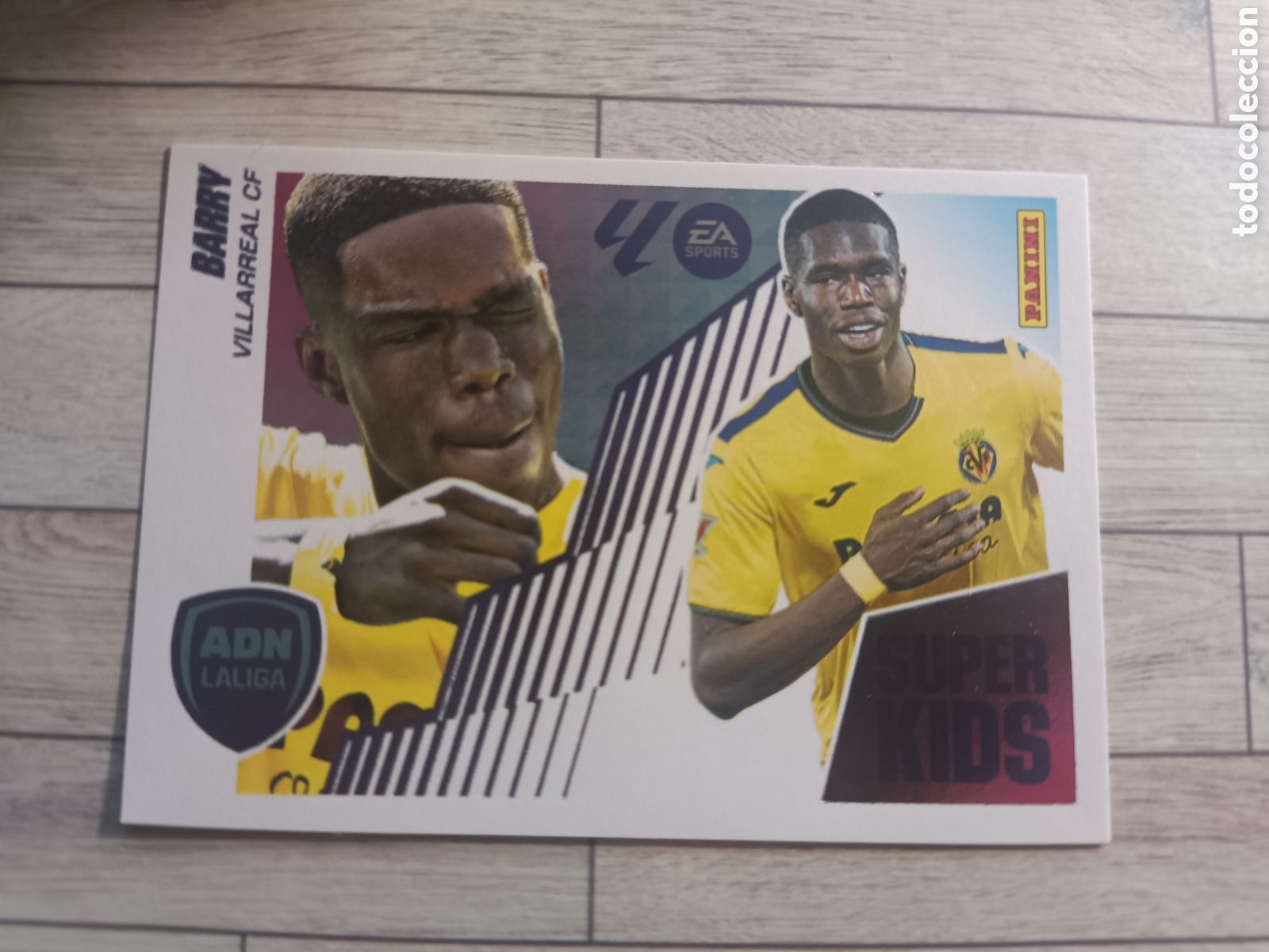 Cartes &agrave; collectionner de Football: BARRY 4 ADN SUPER KIDS 4 VILLARREAL LIGA ESTE 2025 2026 PANINI 25 26 SIN PEGAR