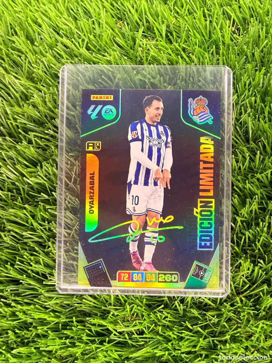 Cromos de F&uacute;tbol: Oyaz&aacute;bal Edici&oacute;n Limitada Firmada Real Sociedad Adrenalyn XL 25 26