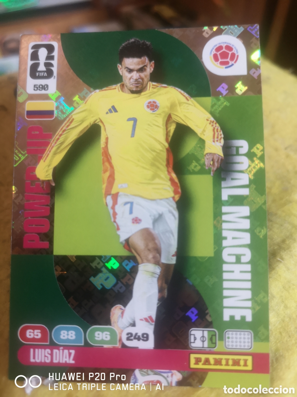 Cromos de F&uacute;tbol: ADRENALYN XL FIFA WORLD CUP 2026 GOAL MACHINE POWER - UP LUIS DIAZ - 590