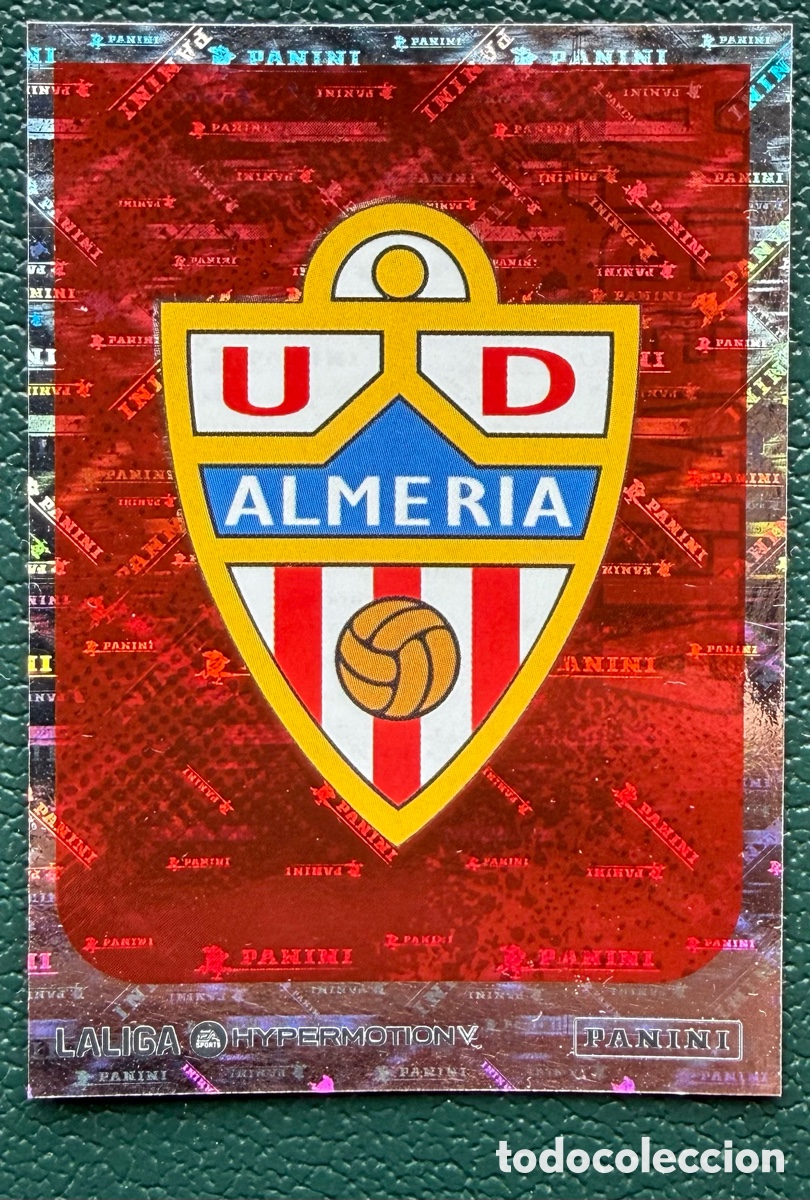 Cromos de f&uacute;tbol: 21 ESCUDO UD ALMERIA CROMOS ALBUM LA LIGA HYPERMOTION 2025 2026 25 26 PANINI