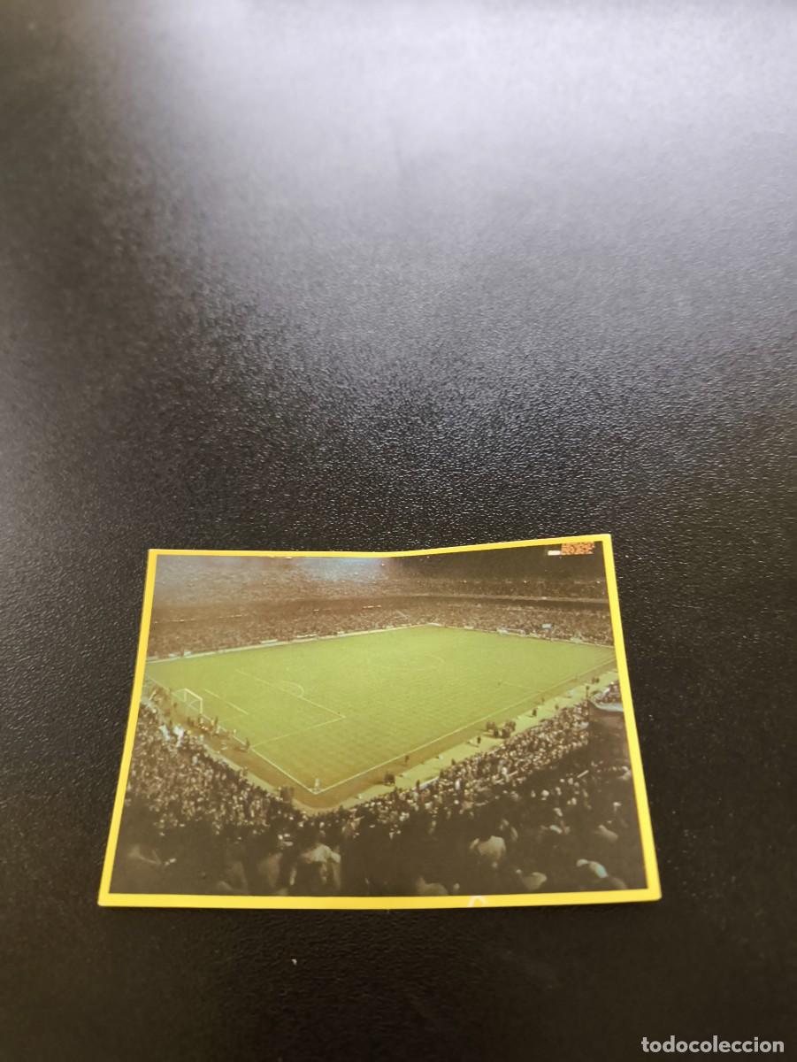 Cromos de F&uacute;tbol: 8 El terreno de juego SIN PEGAR DANONE FUTBOL EN ACCION MUNDIAL 1982 82 NO PANINI