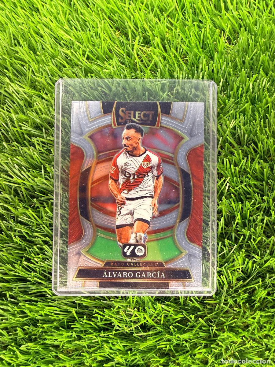 Cromos de F&uacute;tbol: N&ordm; 36 &Aacute;lvaro Garc&iacute;a Base Terrace Rayo Vallecano Select La Liga 25 26