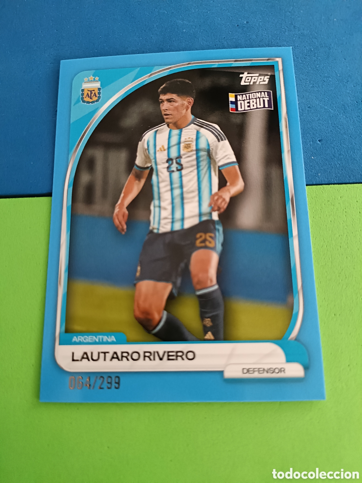 Cromos de F&uacute;tbol: TOPPS Argentina Collector Tin 25 26 2025 2026 - 5 Lautaro Rivero numerada 064/299