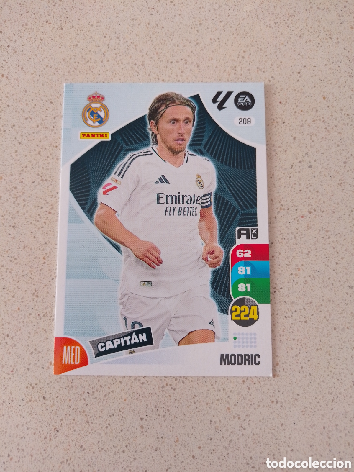 Fu&szlig;ball-Sticker: CARTA 209 MODRIC REAL MADRID. ADRENALYN XL 24/25.