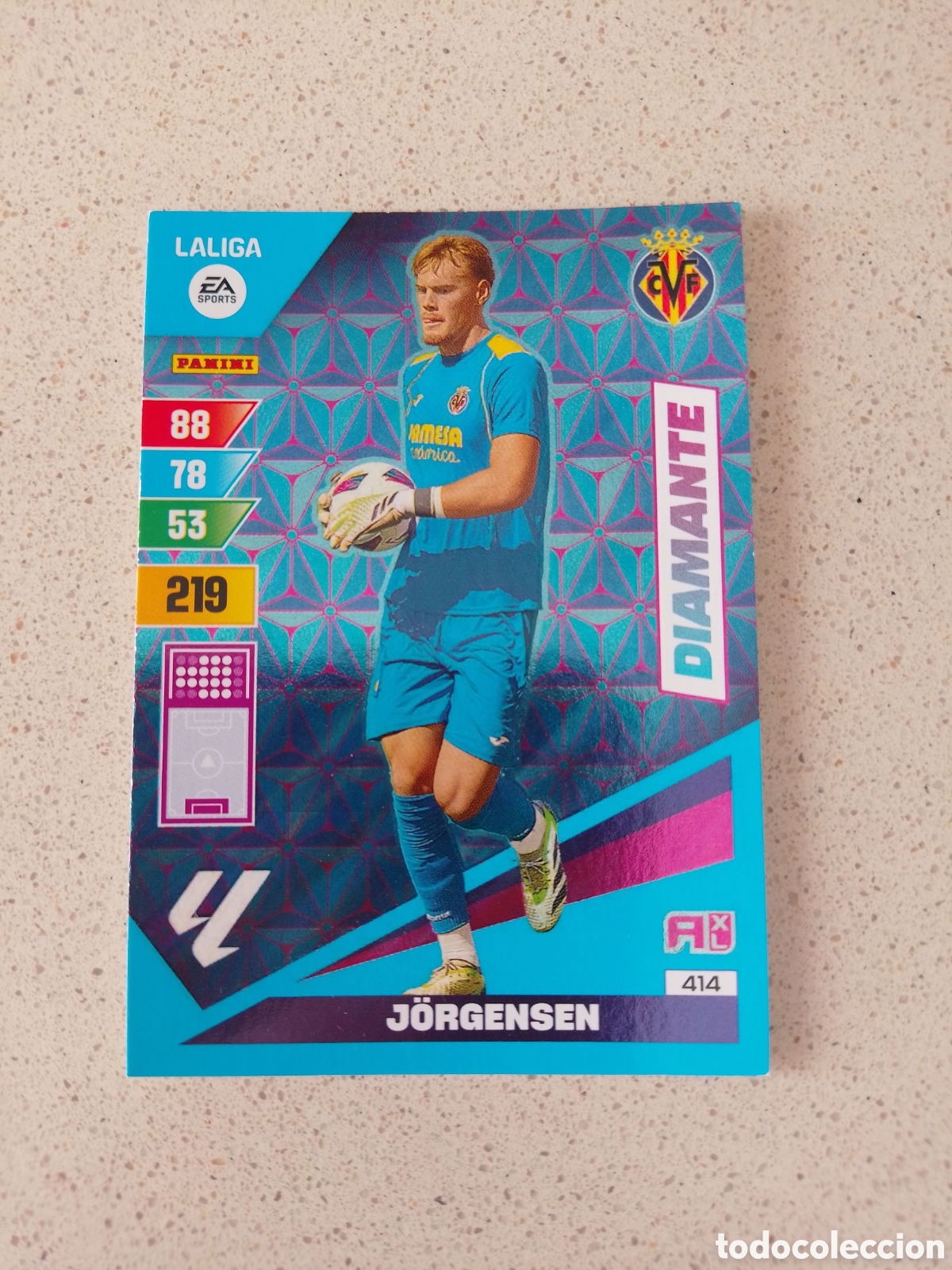 Figurine di Calcio: CARTA 414 DIAMANTE JORGENSEN VILLARREAL. ADRENALYN XL 23/24.
