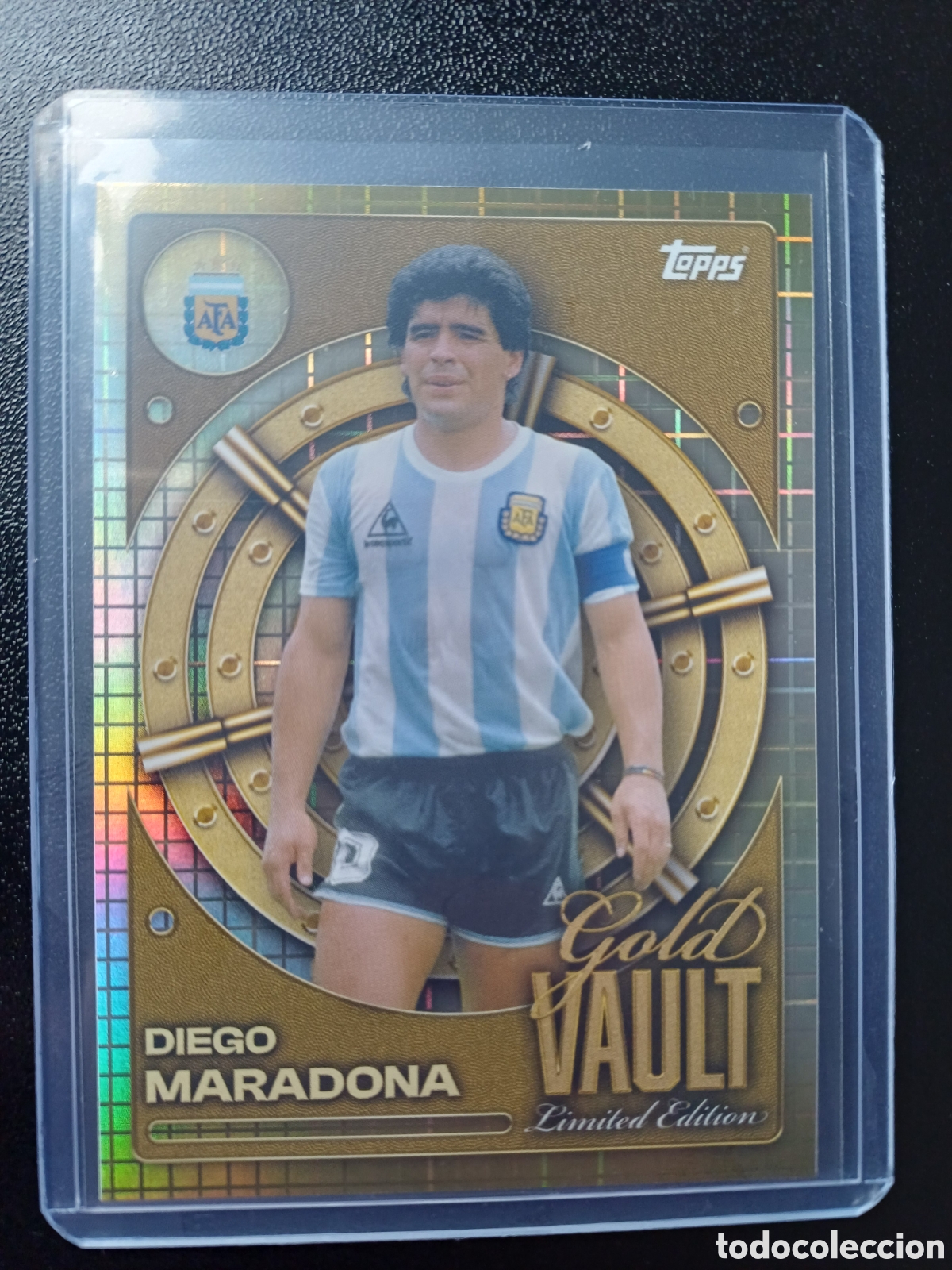 Cromos de F&uacute;tbol: #GV-8 DIEGO MARADONA TOPPS ARGENTINA COLLECTOR TIN 2026