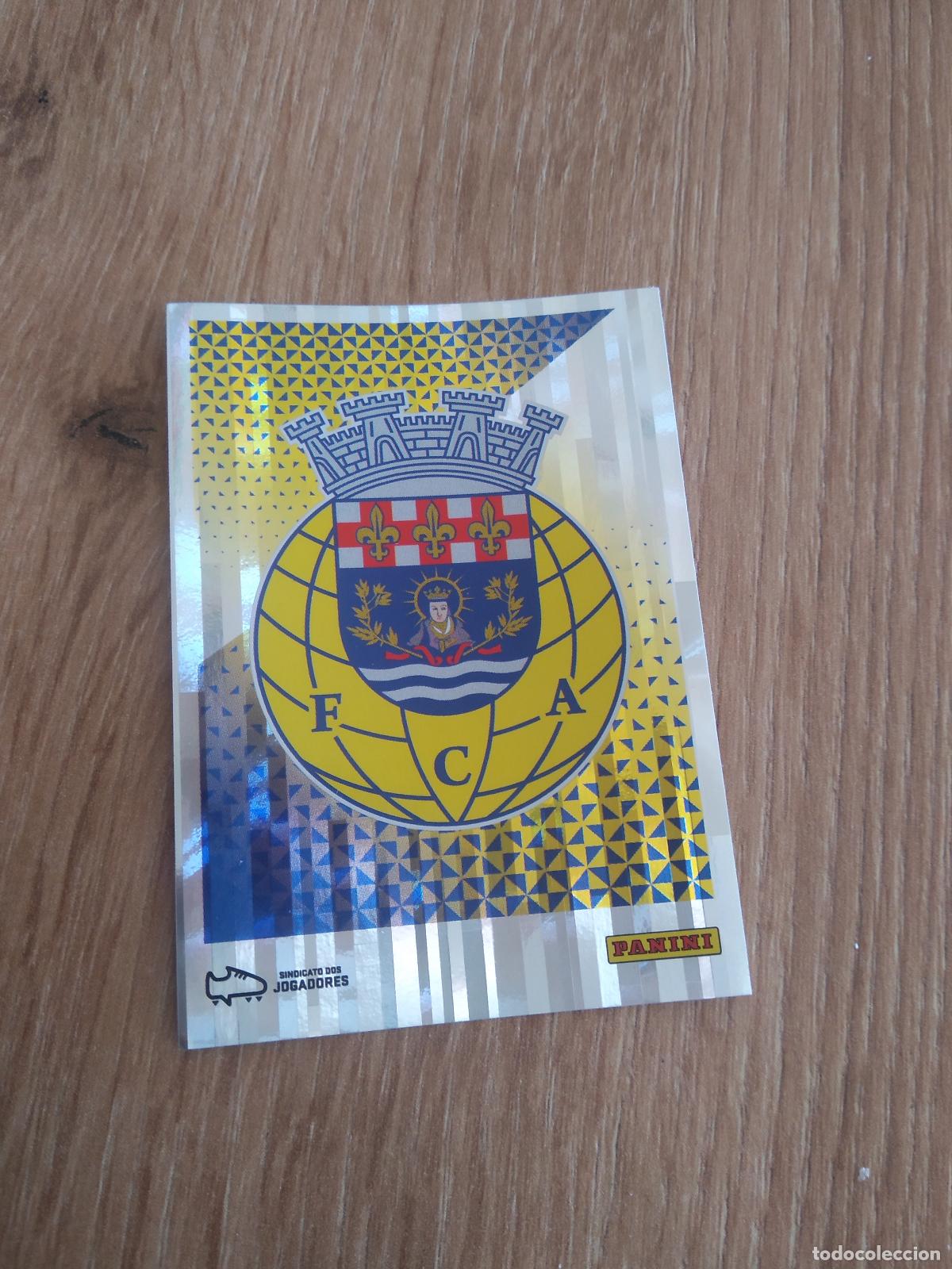 Cromos de F&uacute;tbol: 2 ESCUDO AROUCA CROMO FUTBOL PANINI LIGA PORTUGAL 25-26 FUTEBOL LIGA BETCLIC 2025-2026