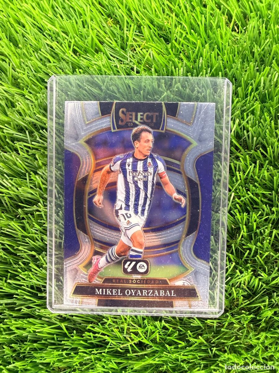 Cromos de F&uacute;tbol: N&ordm; 52 Mikel Oyarz&aacute;bal Base Terrace Real Sociedad Select Liga 25 26