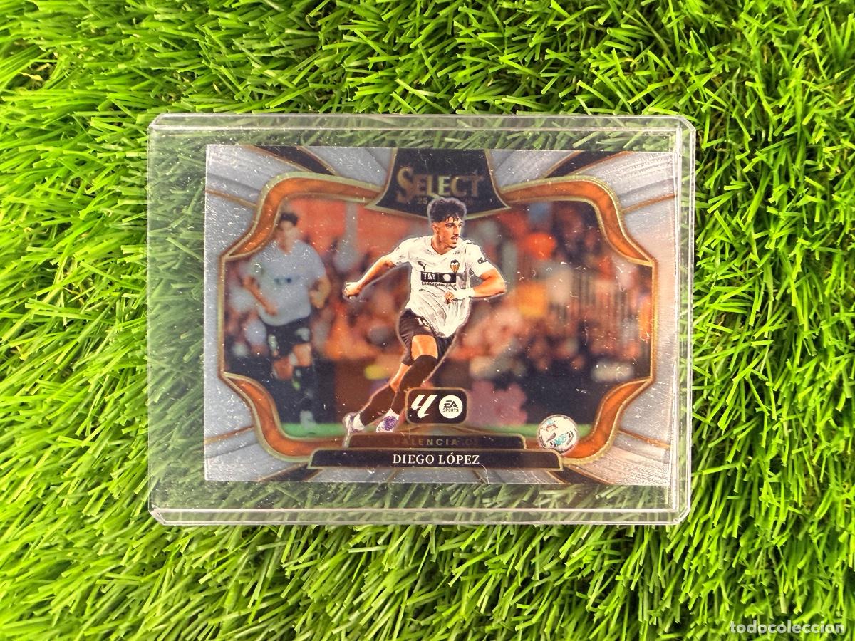 Cromos de F&uacute;tbol: N&ordm; 220 Diego L&oacute;pez Base Field Level Valencia CF Select Liga 25 26