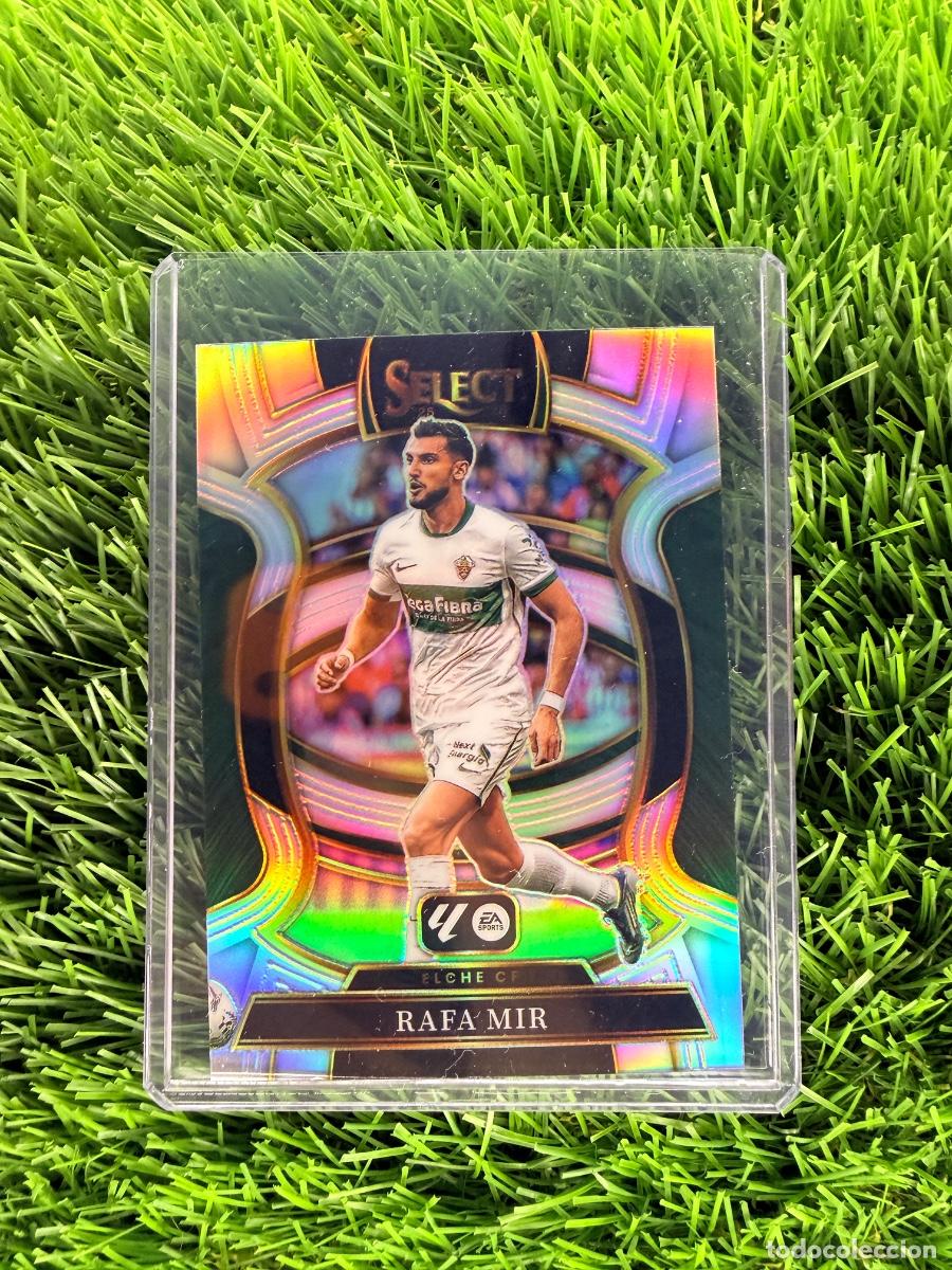 Fu&szlig;ball-Sticker: N&ordm; 87 Rafa Mir Silver Terrace Elche CF Select Liga 25 26