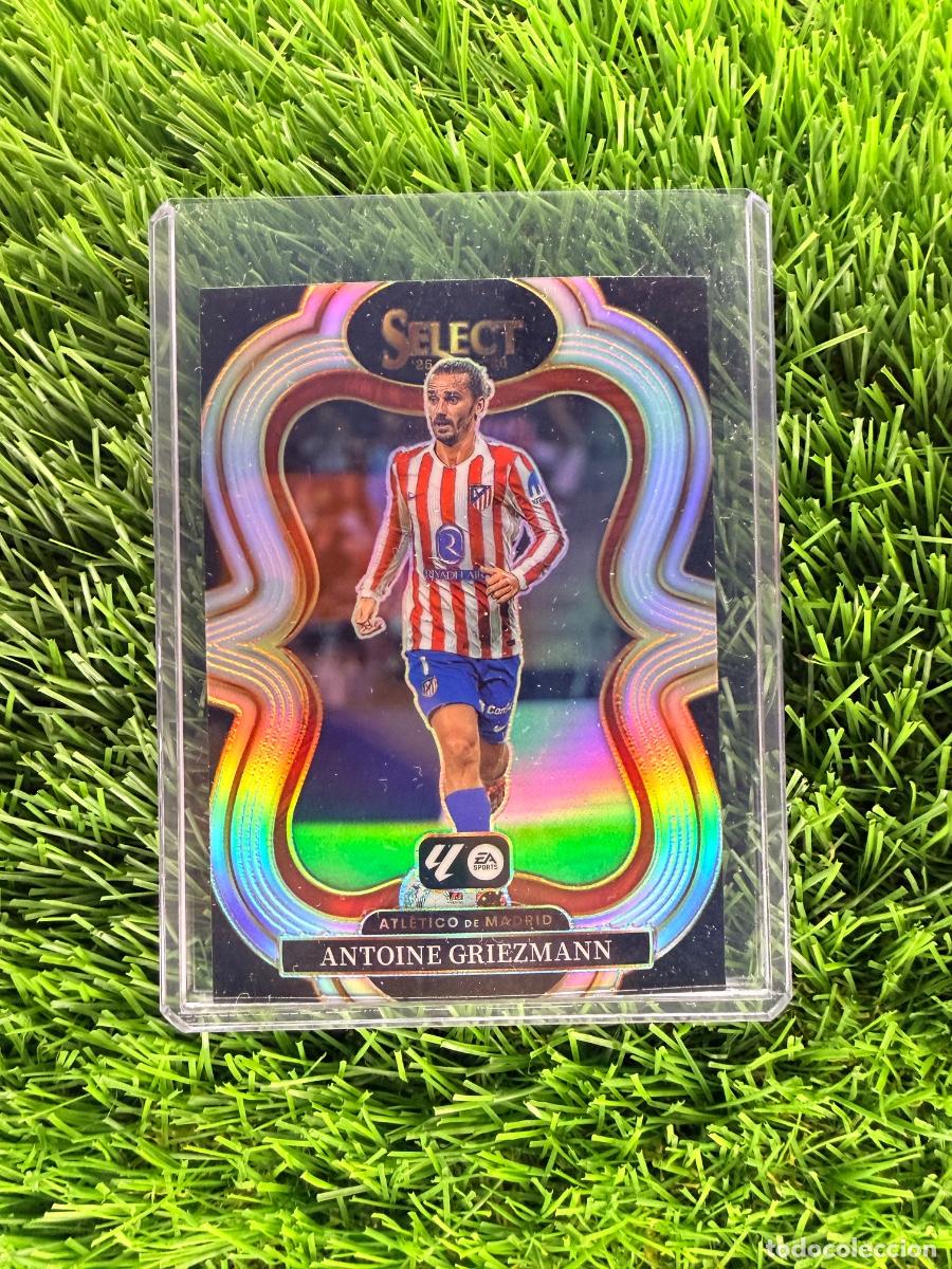 Cromos de F&uacute;tbol: N&ordm; 121 Antoine Griezmann Silver Mezzanine Atl&eacute;tico de Madrid Select Liga 25 26