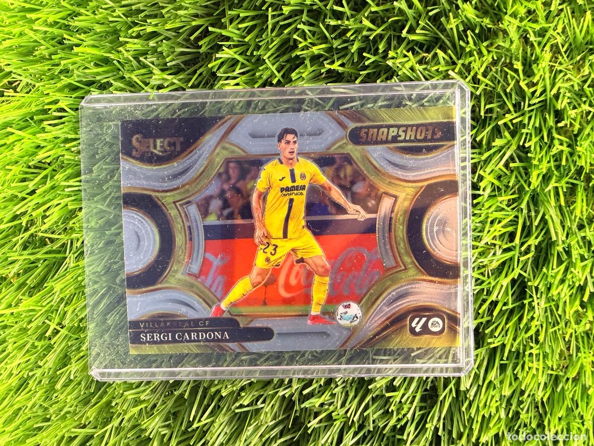 Fu&szlig;ball-Sticker: N&ordm; 4 Sergi Cardona Snapshots Villarreal CF Select Liga 25 26