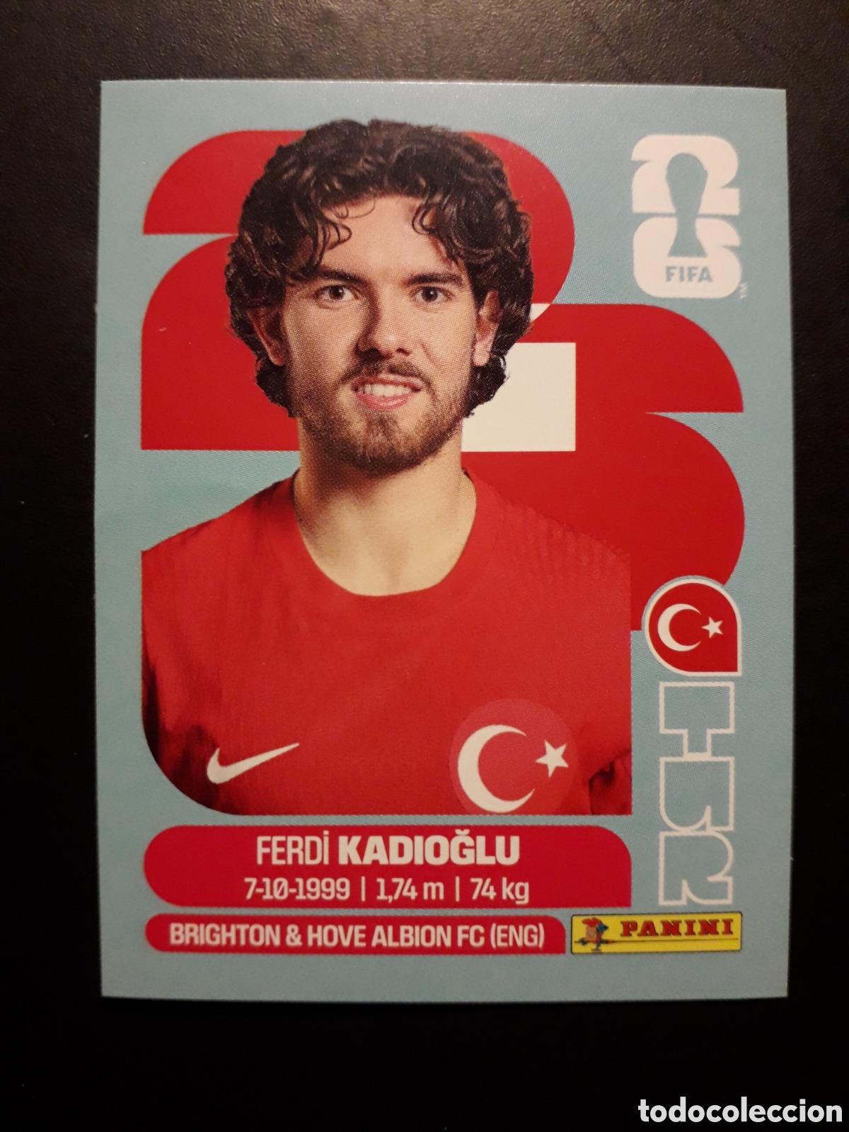 Cromos de Futebol: KADIOGLU TURQU&Iacute;A TUR 8 MUNDIAL F&Uacute;TBOL 2026 FIFA WORLD CUP PANINI SIN PEGAR PEDIDO M&Iacute;NIMO 3&euro;