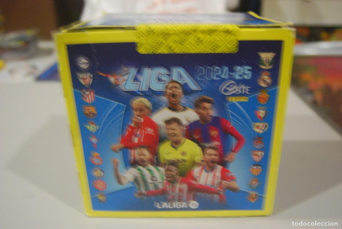 Cromos de F&uacute;tbol: CAJA PRECINTADA CON 50 SOBRES LIGA ESTE PANINI 2024-25