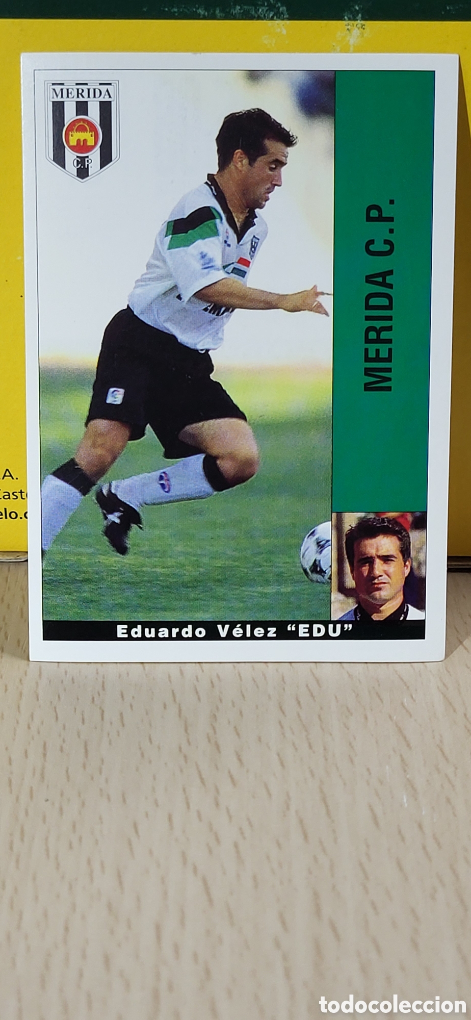 Cartes &agrave; collectionner de Football: EDUARDO VELEZ EDU MERIDA C.F. LIGA 95 96 DE FUTBOL PROFESIONAL PANINI