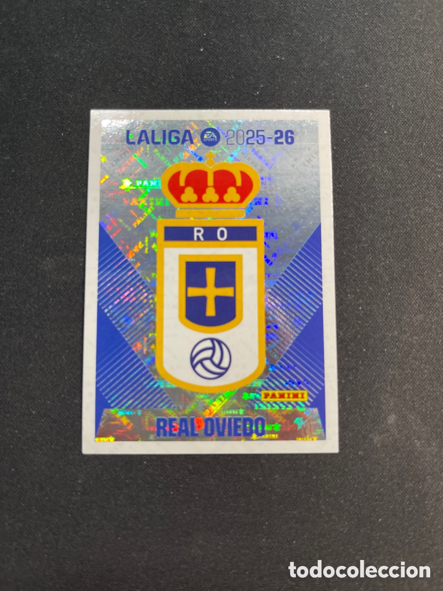 Figurine di Calcio: Escudo 1 Oviedo Liga Este 2025 2026 25 26