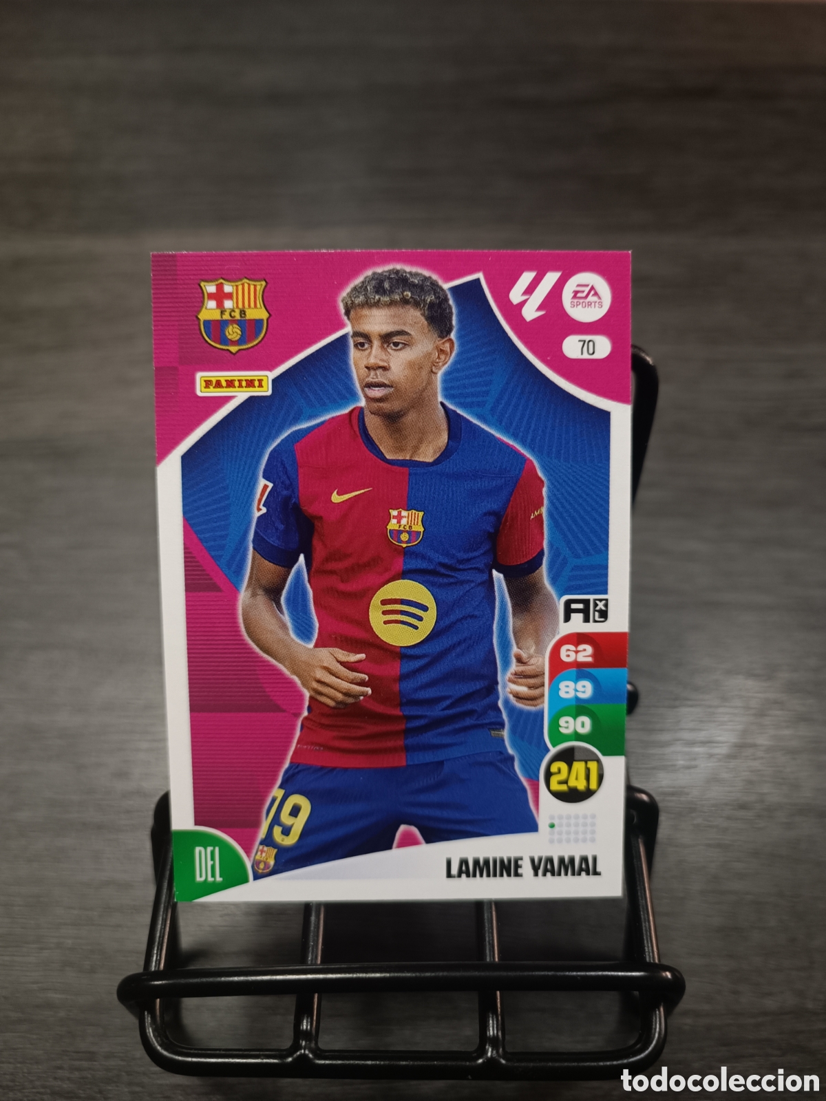 Football Stickers: 2024 2025 Lamine Yamal 70 Adrenalyn Xl