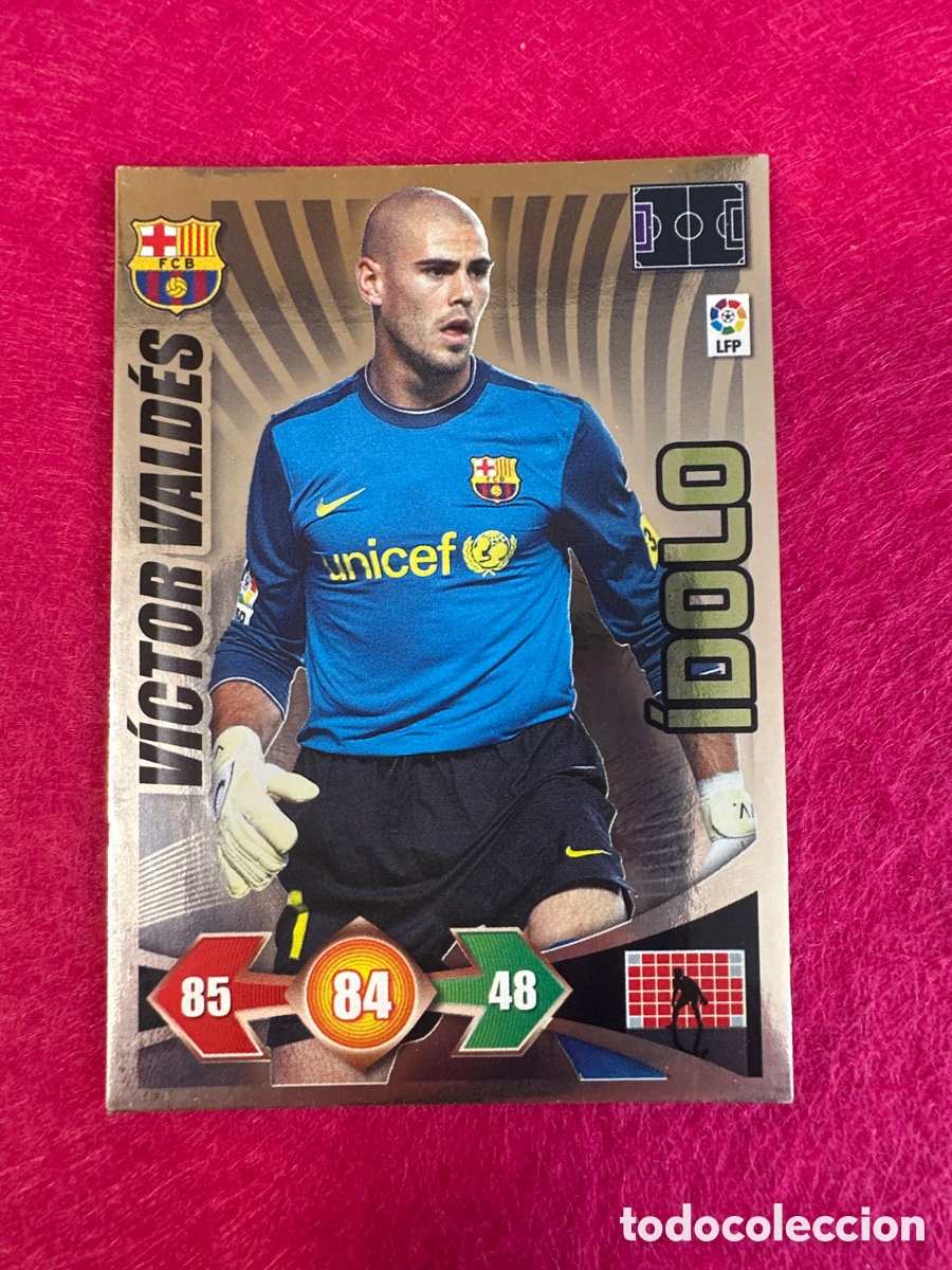 Cartes &agrave; collectionner de Football: V&Iacute;CTOR VALD&Eacute;S (F.C.BARCELONA) &Iacute;DOLO ADRENALYN LIGA 2009-2010 09 10 PANINI TRADING CARD