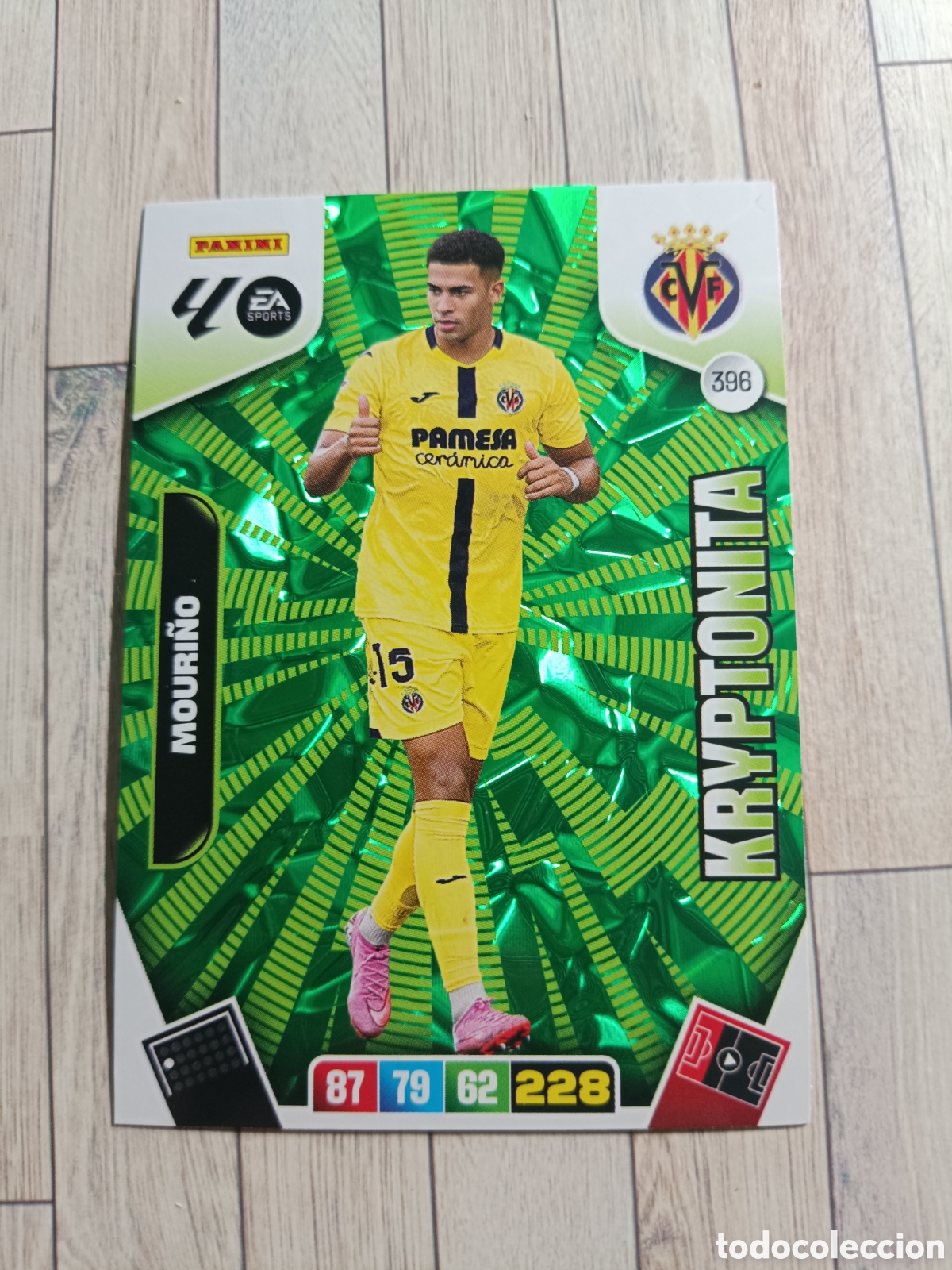 Cromos de F&uacute;tbol: 396 MOURI&Ntilde;O KRYPTONITA VILLARREAL ADRENALYN XL LIGA 2025 2026 PANINI 25 26