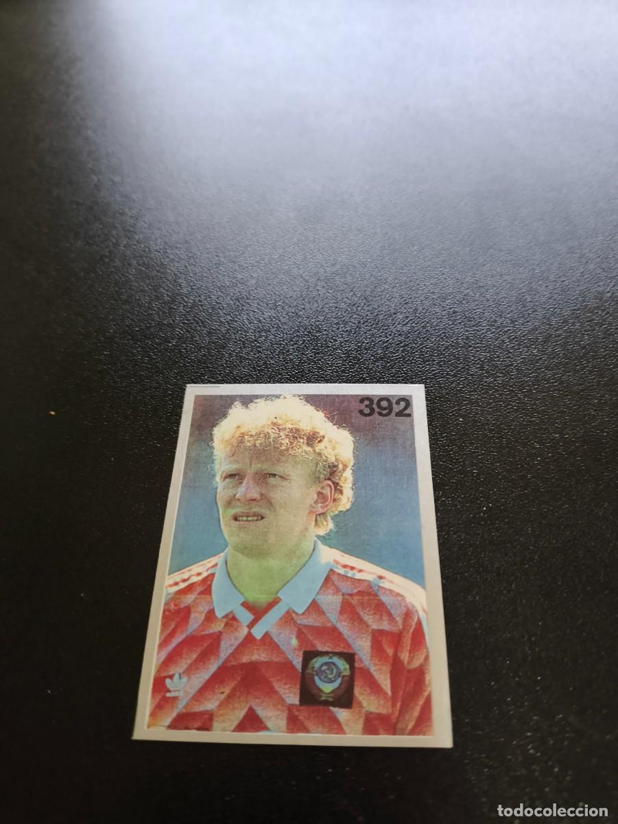 Football Stickers: 392 OLEG KUZNETSOV USSR RUSIA RUSSIA REYAUCA MUNDIAL ITALIA 1990 WORLD CUP NO ESTE PANINI