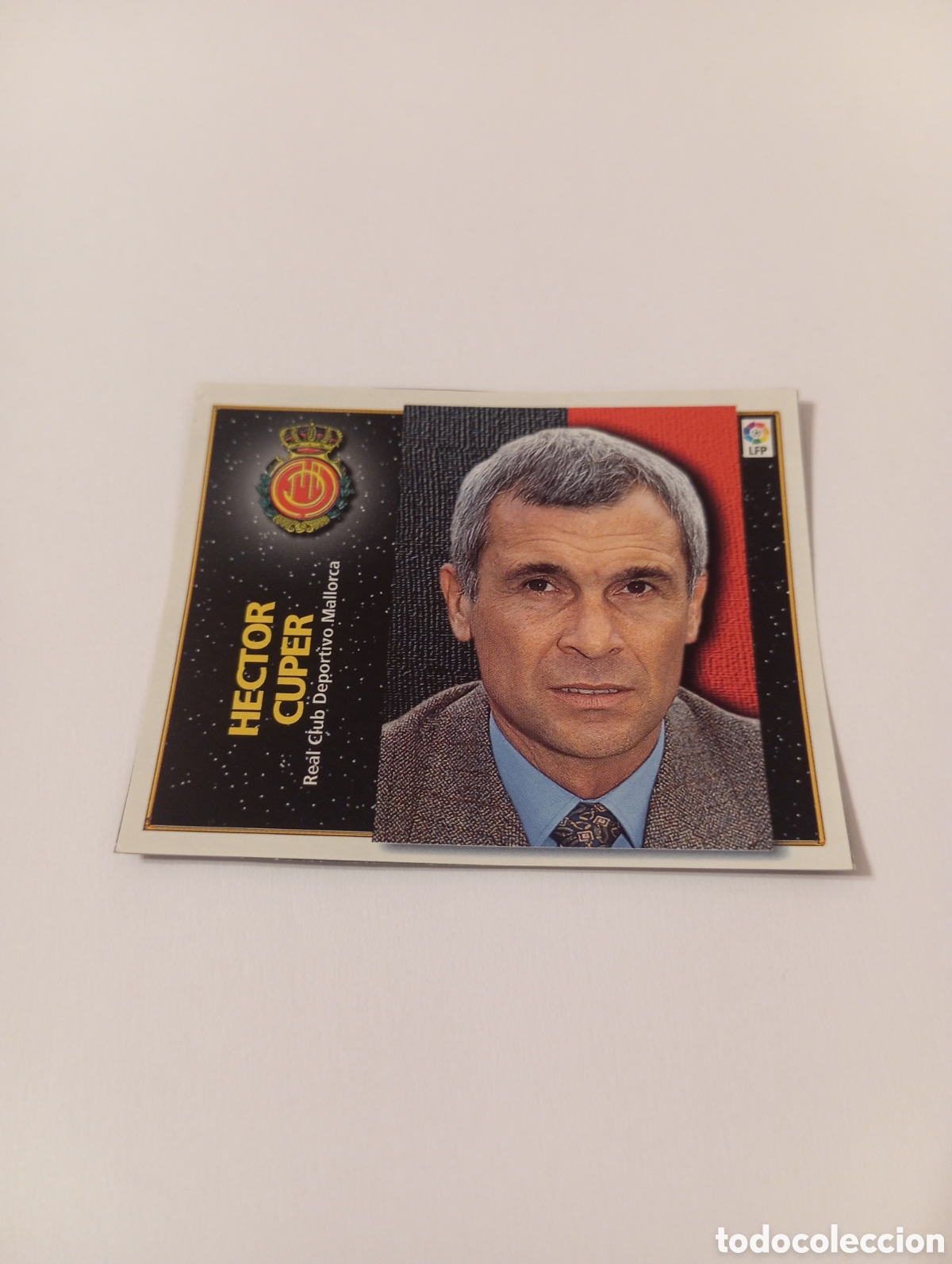 Cromos de F&uacute;tbol: ENTRENADOR H&Eacute;CTOR CUPER Mallorca Liga Este 1998 1999 recortado 98 99