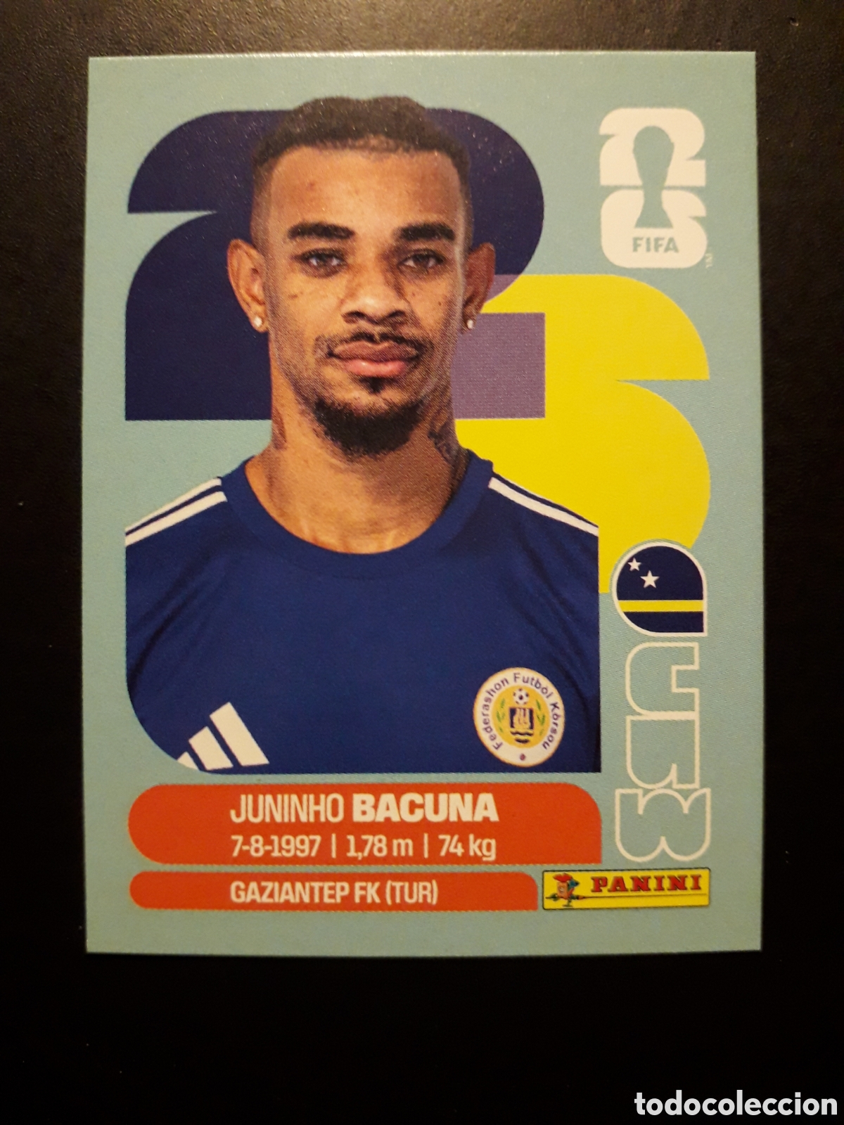 Cromos de F&uacute;tbol: JUNINHO BACUNA CURA&Ccedil;AO CUW 11 MUNDIAL F&Uacute;TBOL 2026 FIFA WORLD CUP PANINI SIN PEGAR PEDIDO M&Iacute;NIMO 3&euro;.