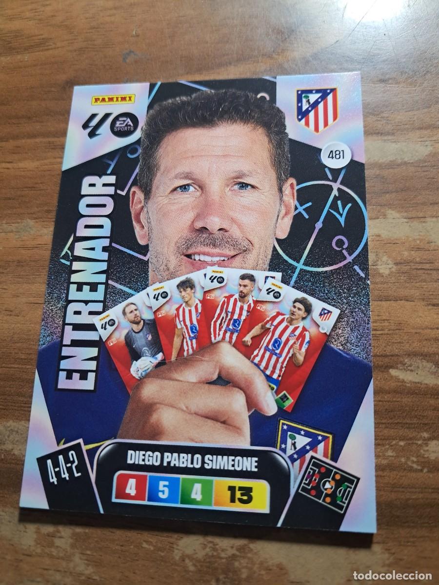 Cromos de F&uacute;tbol: CARD ADENALYN XL TEMPORADA 25/26: ENTRENADOR AT. MADRID DIEGO PABLO SIMEONE, N&deg; 481