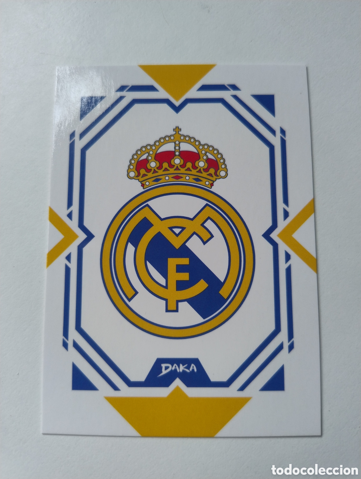 Football Stickers: RM 32 A - Escudo - Real Madrid - Daka 2025 - 2026