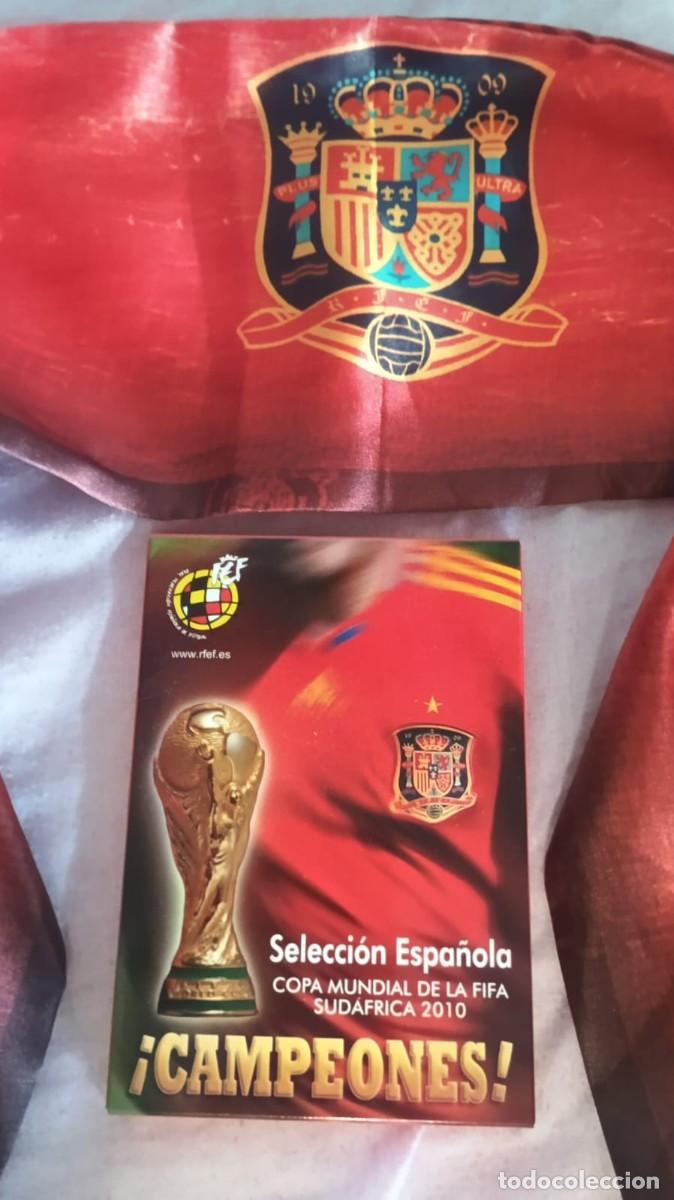 Cromos de F&uacute;tbol: 25 Postales Selecci&oacute;n Espa&ntilde;ola Mundial 2010