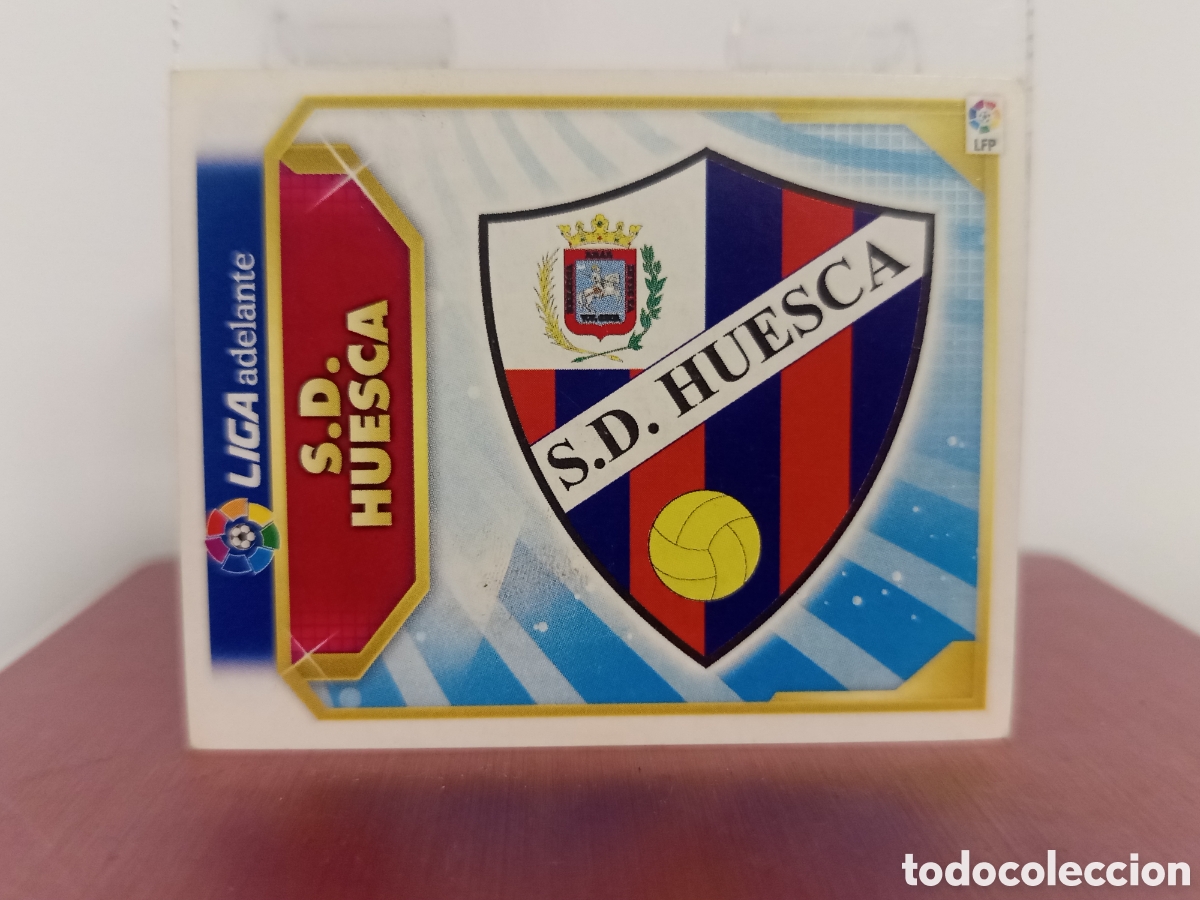 Fu&szlig;ball-Sticker: ❇️ CROMO ⚽ ESCUDO HUESCA 2011 2012 11 12 LIGA ADELANTE ESTE LFP BBVA STICKER SIN PEGAR ❇️