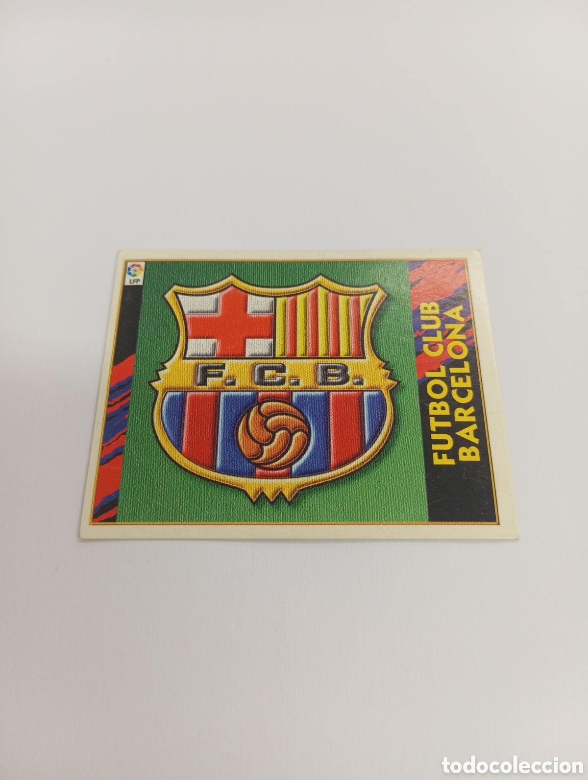 Cromos de F&uacute;tbol: ESCUDO Barcelona Liga Este 1997 1998 NUEVO SIN PEGAR 97 98