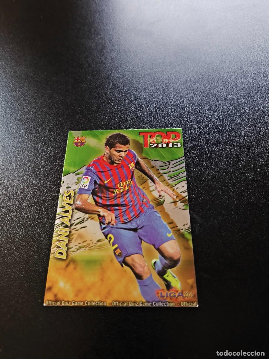 Cromos de F&uacute;tbol: 551 DANI ALVES BARCELONA FONDO VERDE TOP MUNDICROMO LIGA 2012 2013 12 13 NO PANINI ESTE