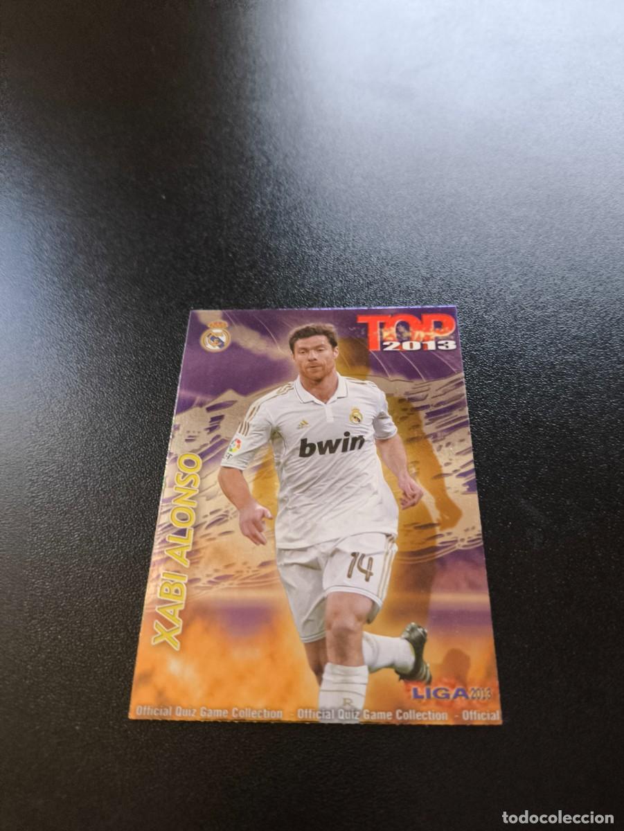 Cromos de F&uacute;tbol: 604 XABI ALONSO REAL MADRID FONDO MORADO TOP MUNDICROMO LIGA 2012 2013 12 13 NO PANINI ESTE