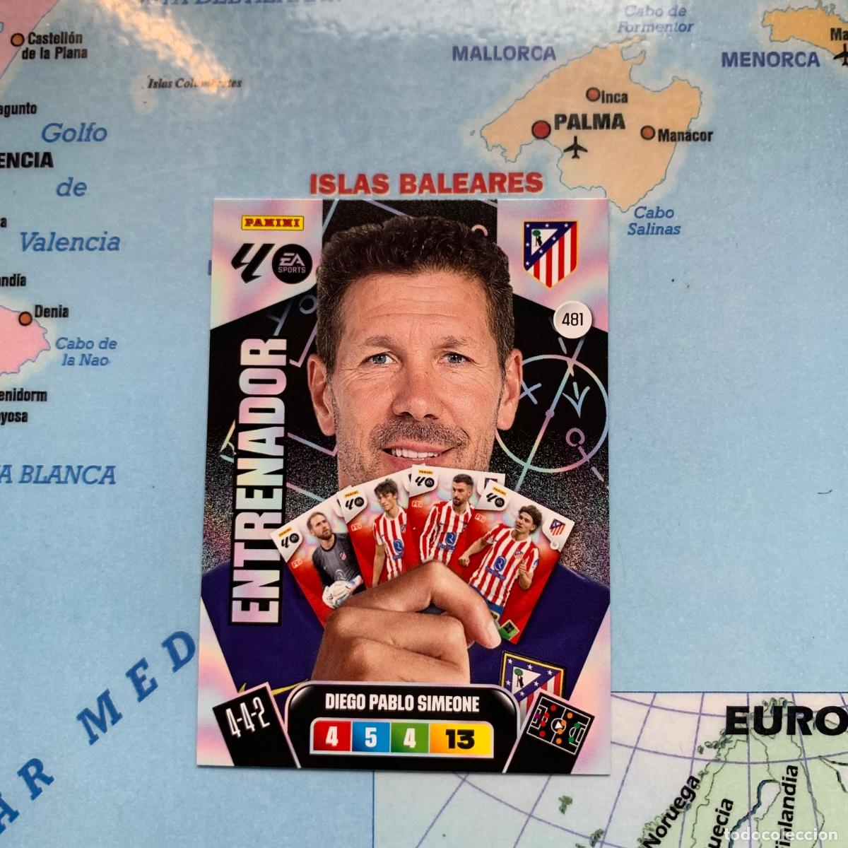 Cromos de F&uacute;tbol: Simeone entrenador n&uacute;mero 481 del Atl&eacute;tico de Madrid cromo adrenalyn XL 25-26 2025-2026
