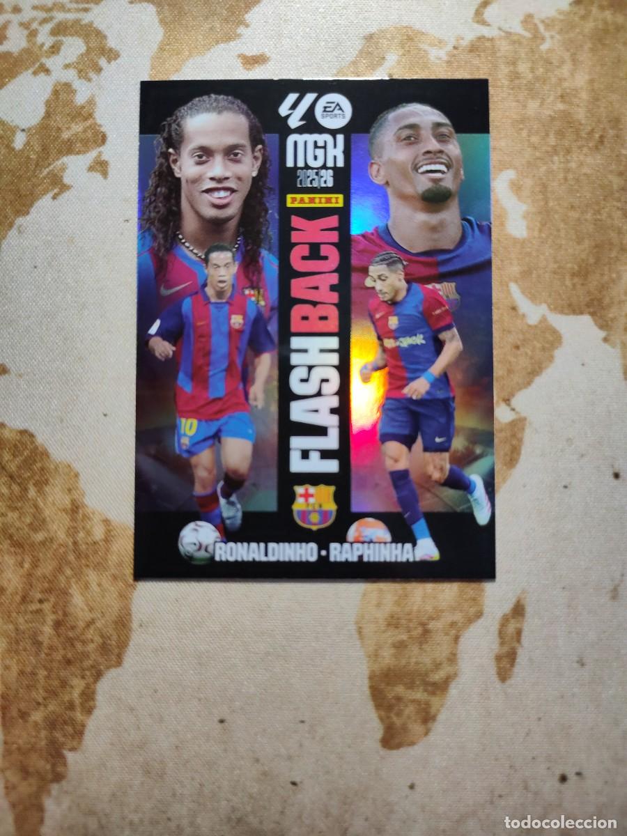 Cromos de F&uacute;tbol: Flashback 430 RONALDINHO - RAPHINHA Megacracks MGK 2025-26