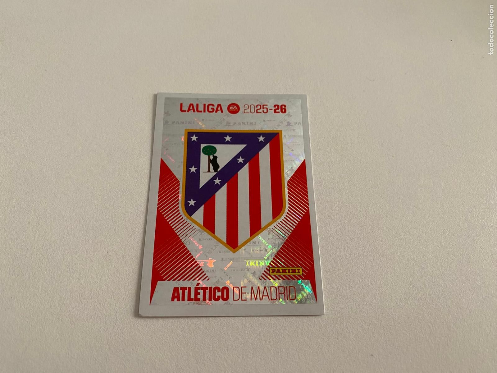 Fu&szlig;ball-Sticker: LALIGA ESTE 2025 2026 EA SPORTS 25 26 ALBUM PANINI LIGA N 1 ATL&Eacute;TICO DE MADRID ESCUDO