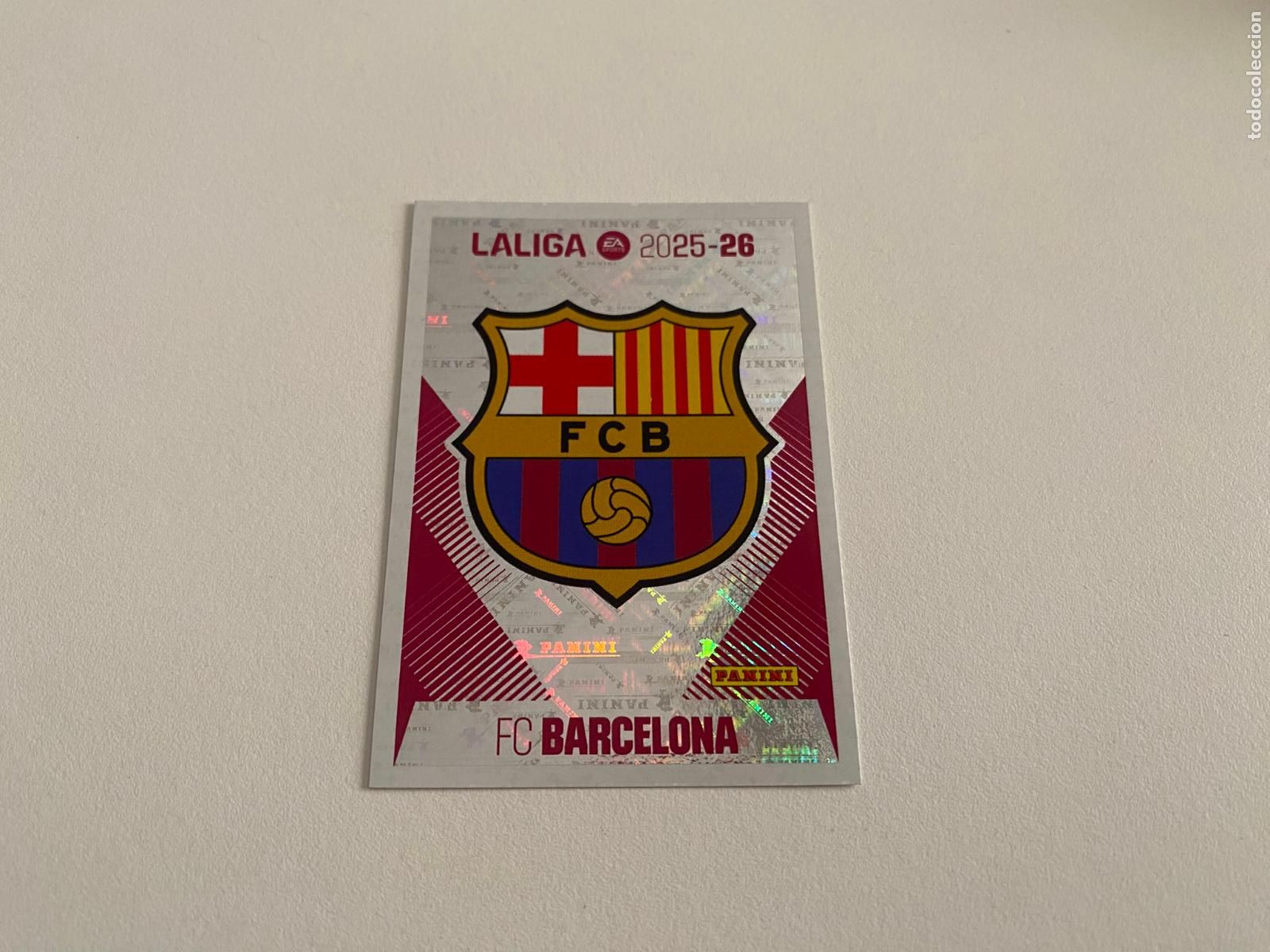 Cromos de F&uacute;tbol: LALIGA ESTE 2025 2026 EA SPORTS 25 26 ALBUM PANINI LIGA N 1 FC BARCELONA ESCUDO