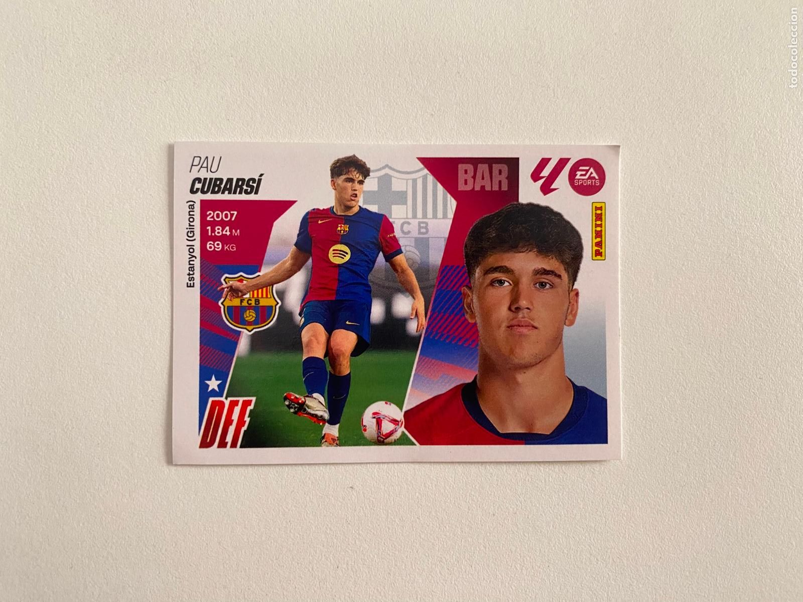 Cromos de Futebol: LALIGA ESTE 2025 2026 EA SPORTS 25 26 ALBUM PANINI LIGA N 6 FC BARCELONA CUBARS&Iacute;