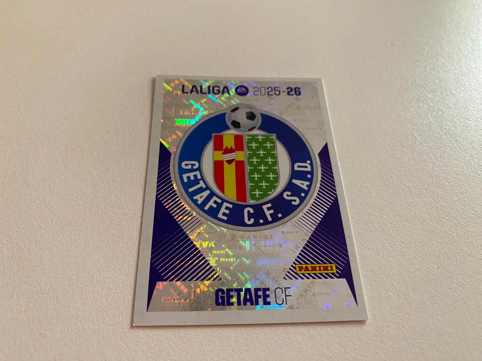 Cromos de F&uacute;tbol: LALIGA ESTE 2025 2026 EA SPORTS 25 26 ALBUM PANINI LIGA N 1 GETAFE CF ESCUDO