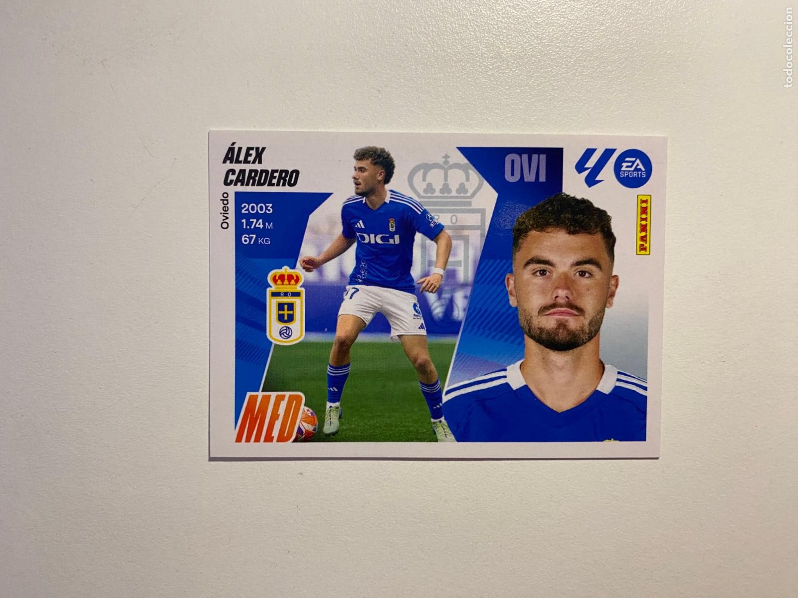 Cromos de F&uacute;tbol: LALIGA ESTE 2025 2026 EA SPORTS 25 26 ALBUM PANINI LIGA N 16A REAL OVIEDO &Aacute;LEX CARDERO