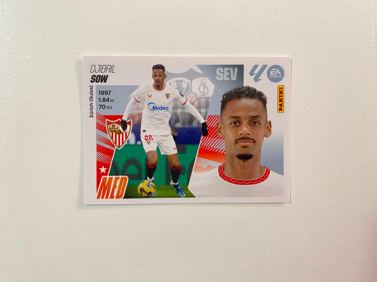 Figurine di Calcio: LALIGA ESTE 2025 2026 EA SPORTS 25 26 ALBUM PANINI LIGA N 12 SEVILLA FC SOW