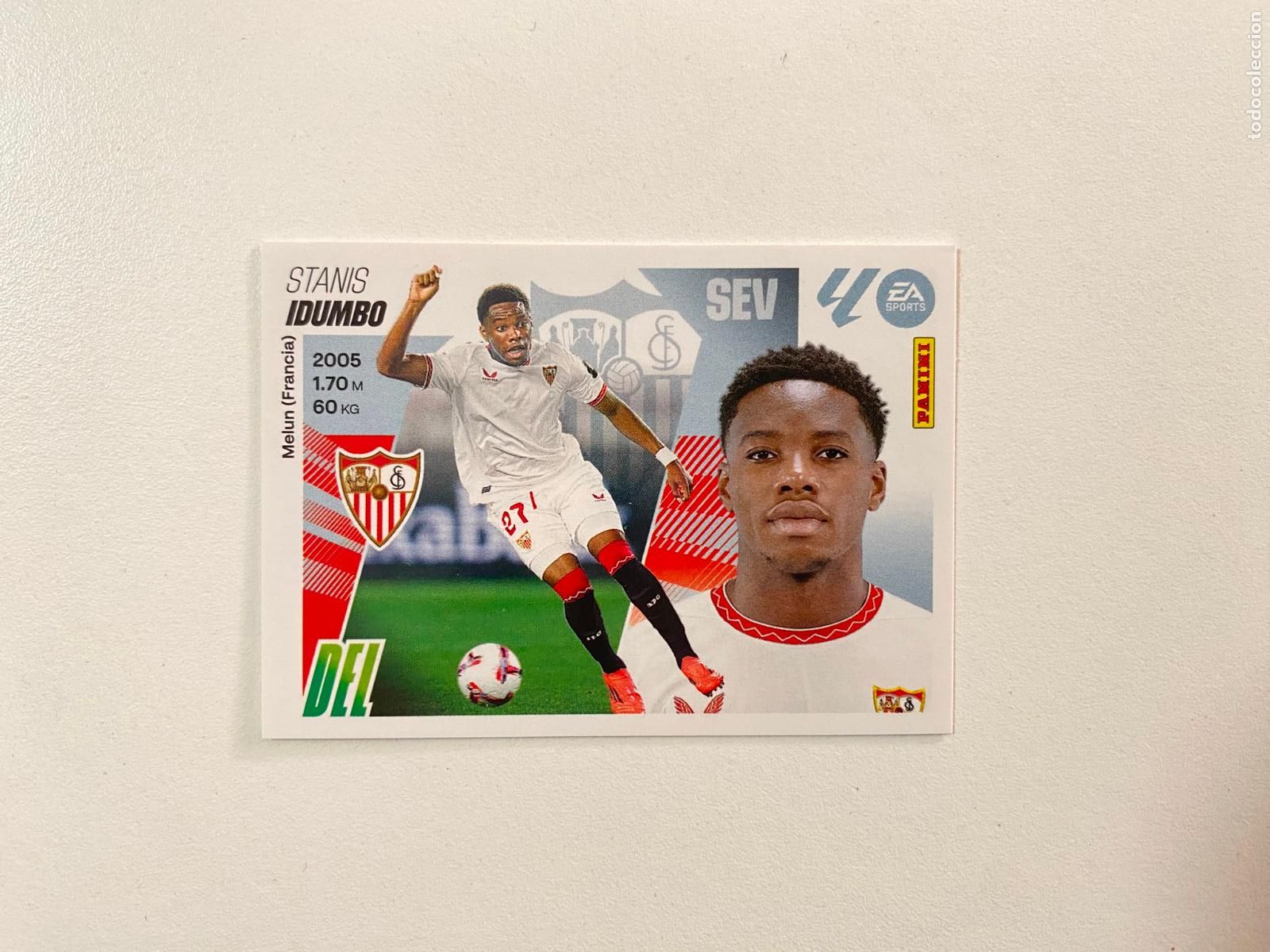 Cartes &agrave; collectionner de Football: LALIGA ESTE 2025 2026 EA SPORTS 25 26 ALBUM PANINI LIGA N 20B SEVILLA FC IDUMBO