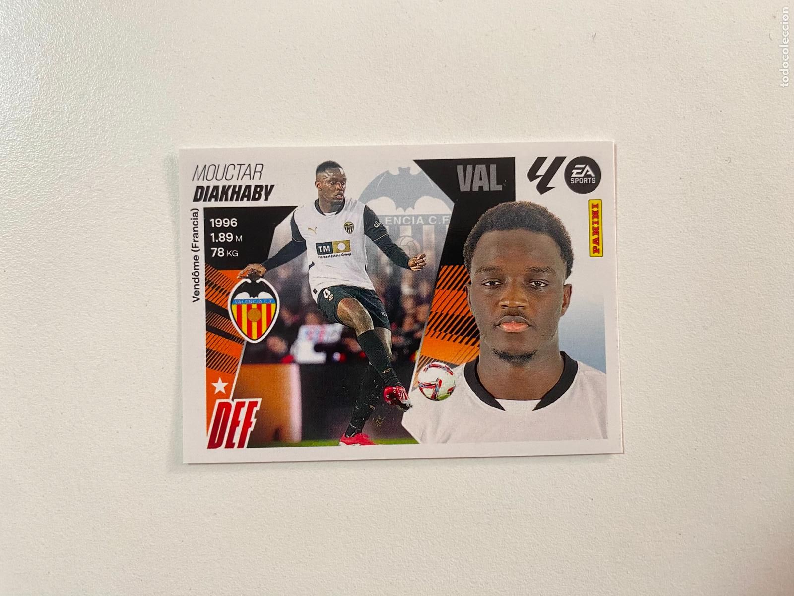 Cartes &agrave; collectionner de Football: LALIGA ESTE 2025 2026 EA SPORTS 25 26 ALBUM PANINI LIGA N 7 VALENCIA CF DIAKHABY