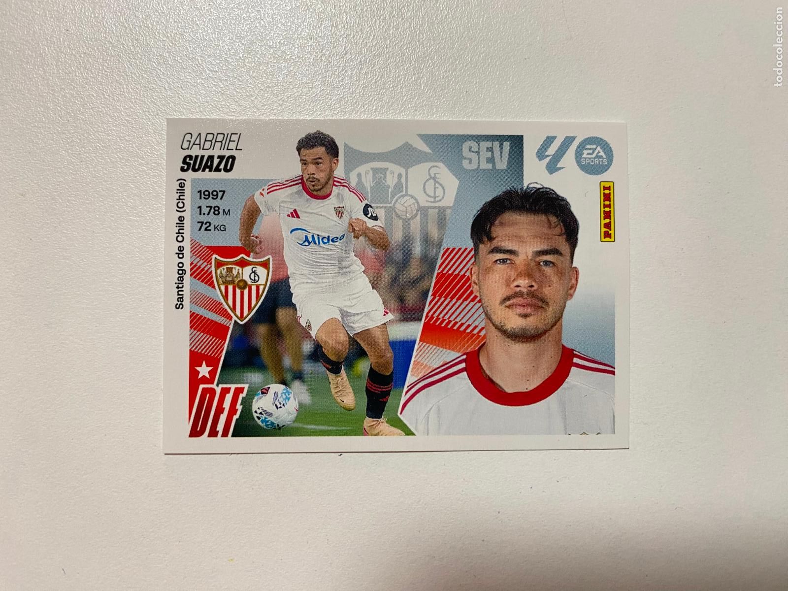 Cromos de F&uacute;tbol: LALIGA ESTE 2025 2026 EA SPORTS 25 26 ALBUM PANINI LIGA &Uacute;LTIMOS FICHAJES N 26 SEVILLA FC SUAZO